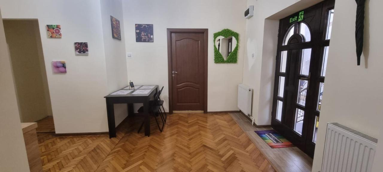 Happy Mood Apartment 5 Braşov Eksteriør billede