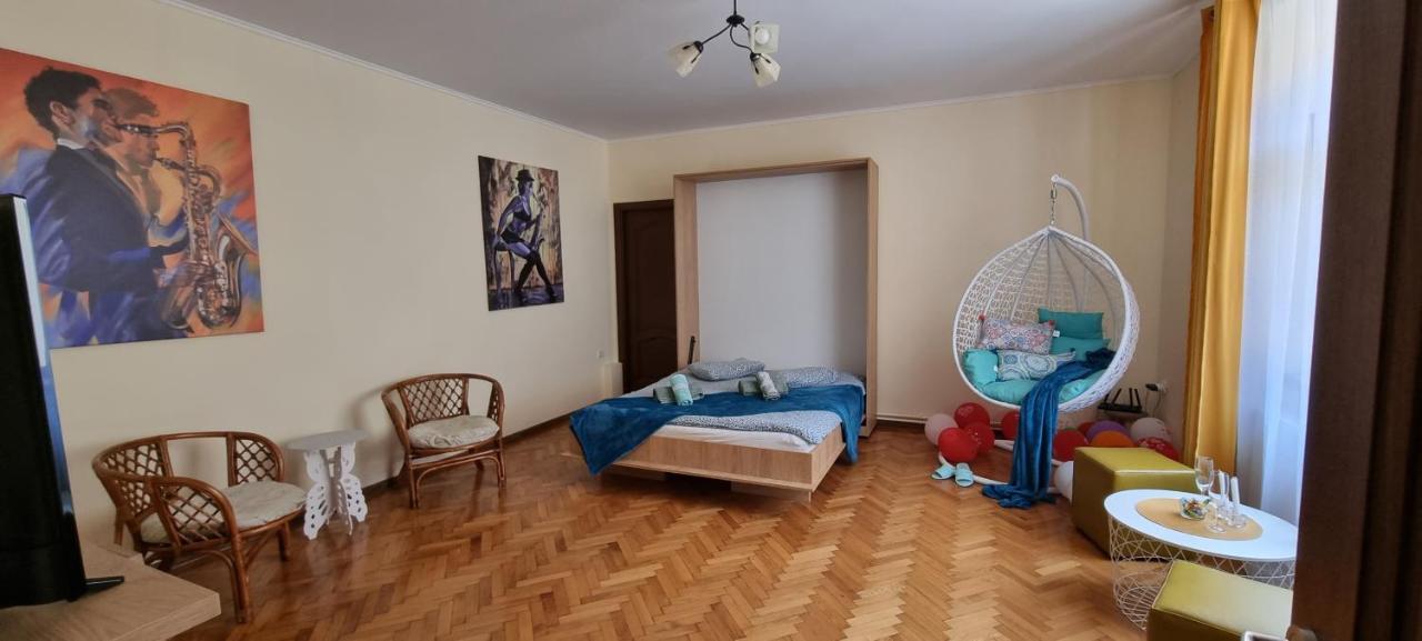 Happy Mood Apartment 5 Braşov Eksteriør billede