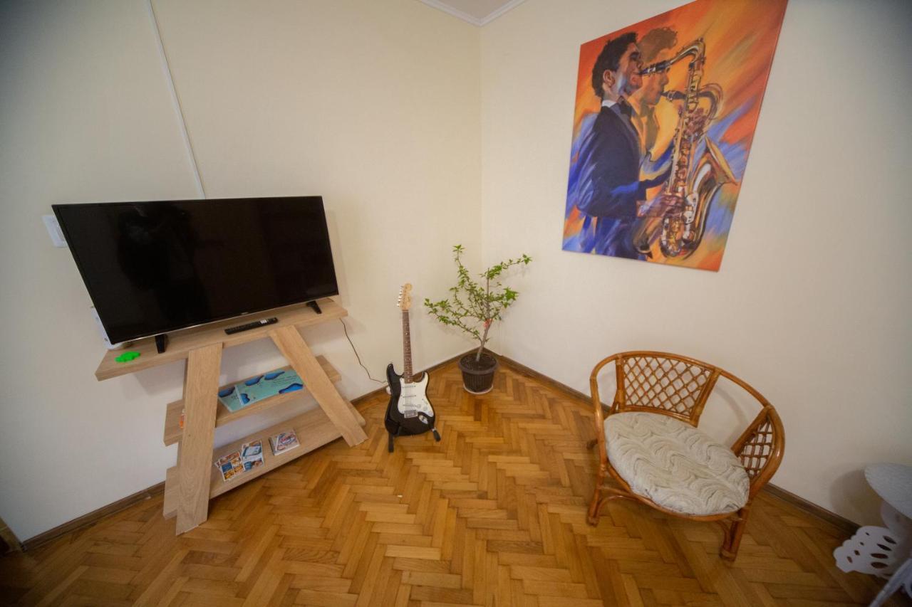 Happy Mood Apartment 5 Braşov Eksteriør billede
