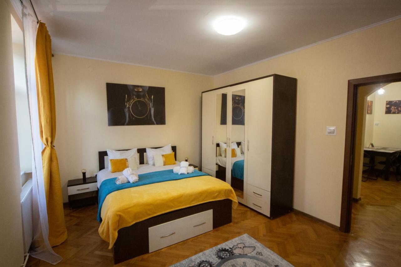 Happy Mood Apartment 5 Braşov Eksteriør billede