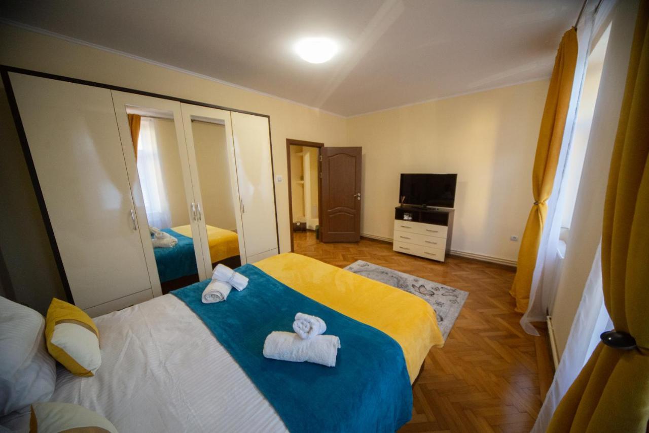 Happy Mood Apartment 5 Braşov Eksteriør billede